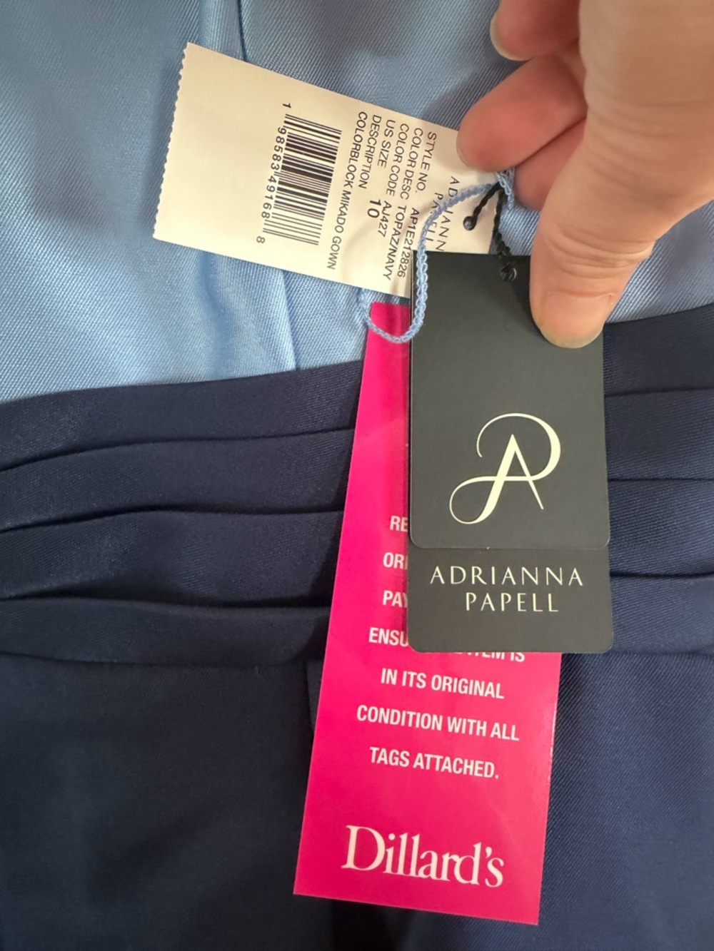 Adrianna Papell
Color Block Mikado Collared V-Neck Sleeveless Tuxedo Gown - Picture 5 of 5